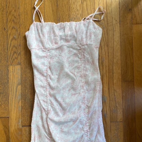 dress - Picture 1 of 1